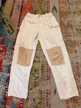 Bershka Cream Utility Cargo Pants with Tan Knee Patches. Size US 6 /28” waist